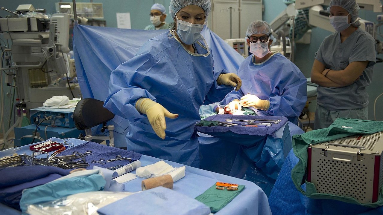 operating room anesthesia team