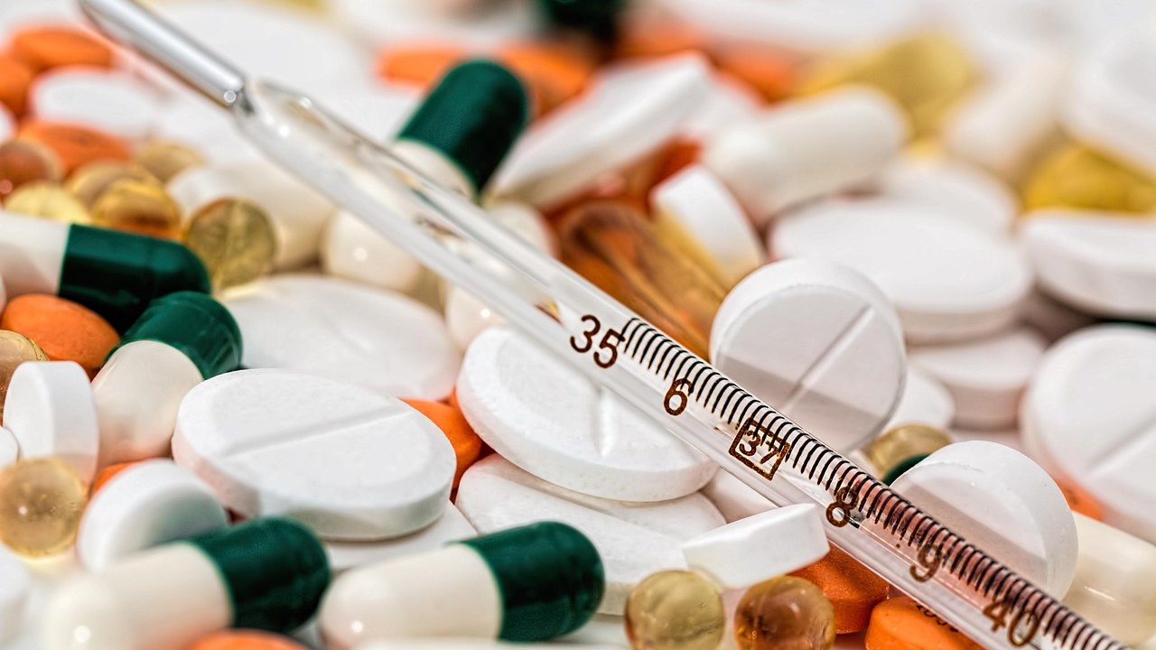 pill organizer with daily medication
