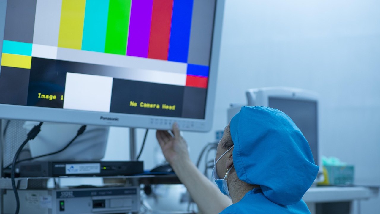 IBD Colonoscopy Surveillance: What Improves Detection
